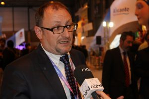 fitur6