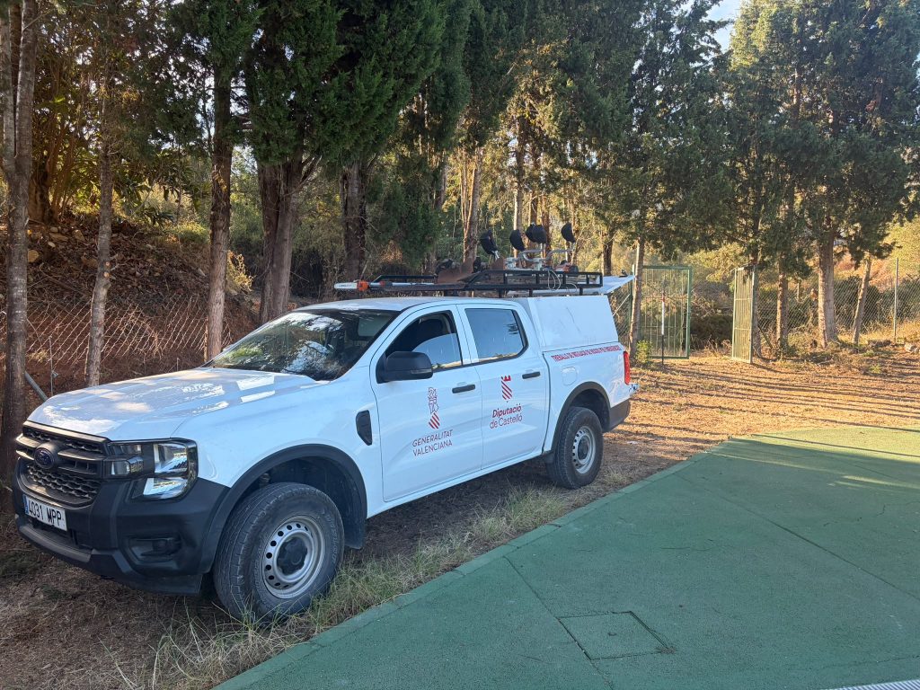 Santa Magdalena desbroza la interfaz urbana para prevenir riesgos forestales
